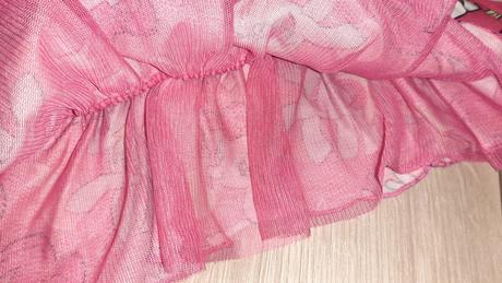 Taška plná vecí armani, gucci, pompdelux, benetton, 104–116