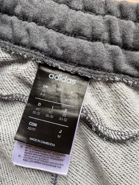 Adidas - tepláky + tričko xs, xs