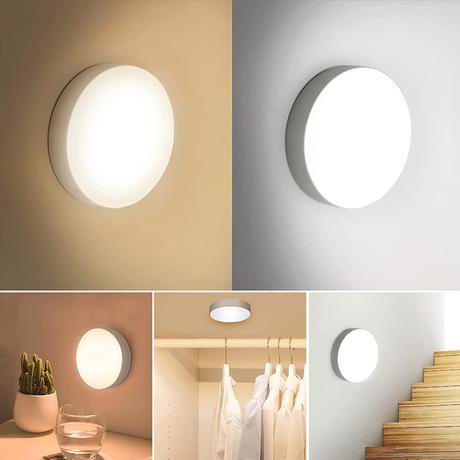 Nočné svetlo s 8 led svetlami a čidlom pohybu,