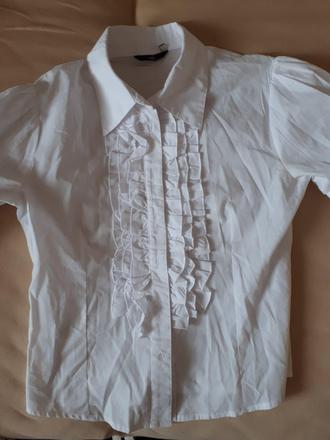 Biela bluzka s fodrickami na 3/4rukav, l