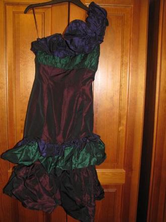 Spoločenské šaty, 38