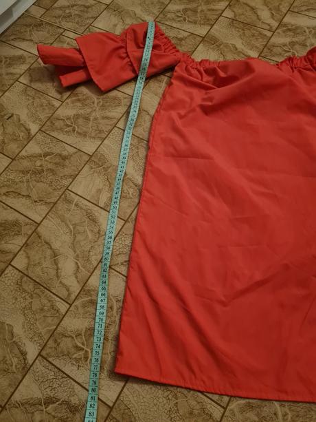 Šaty s odhalenymi pleciami, amisu,xs