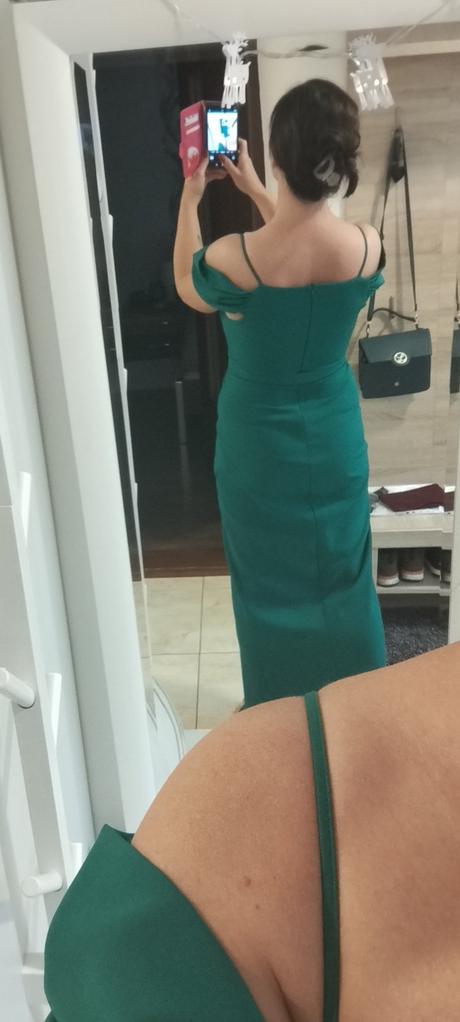 Spoločenské šaty, l