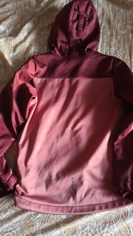 Softshellová bunda, crivit,140