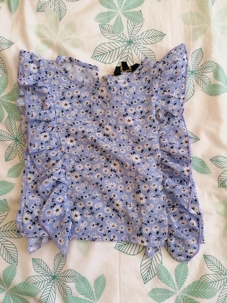 Kvetovaný crop top, 122