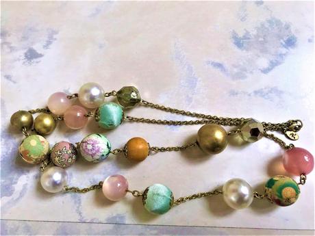 Starožitný náhrdelník,