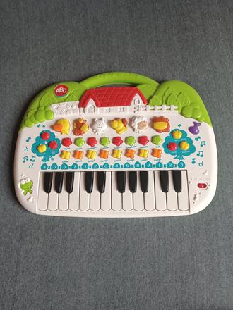 Piano so zvieratkami,