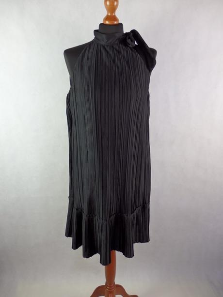 Kvalitné čierne šaty, h&m,40