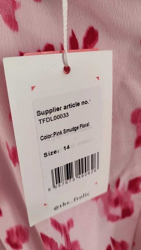 Nové krásne kvetinové šaty, 42