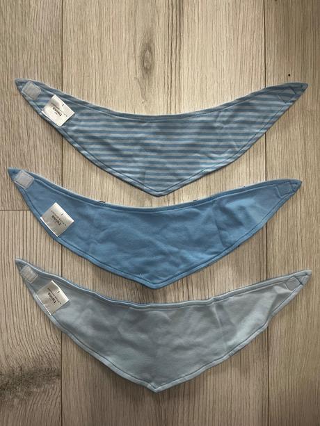 3 kusy modrých slintáčikov, 