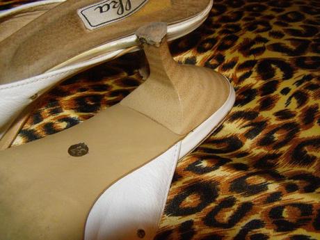 Biele vsuvky p.c. 20 euro, 37