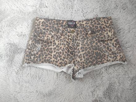 Šort, lipsy london,xs