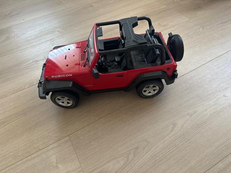 Veľký jeep bruder,