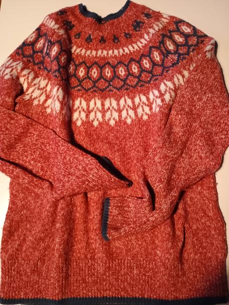 Mäkkučký sveter montego, s