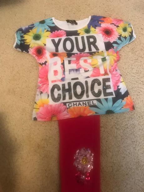 Krásne kvetové tričko chanel, 104