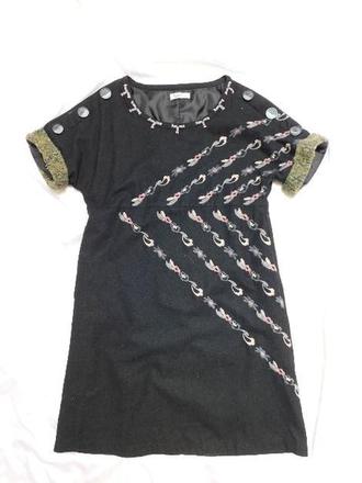 Luxusne pekne šaty, 36