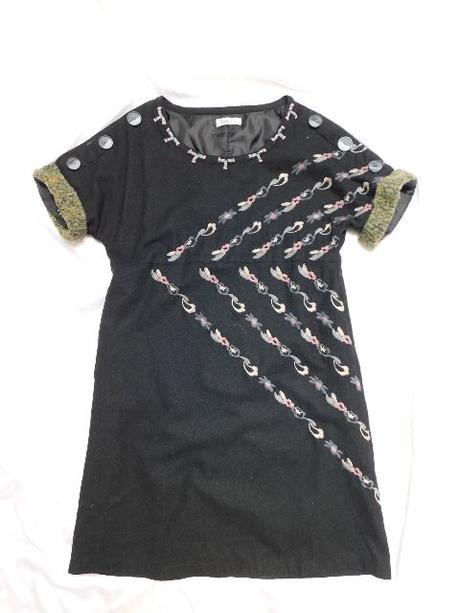 Luxusne pekne šaty, 36