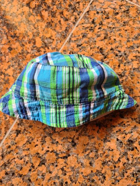 Obojstranný klobúčik, 68