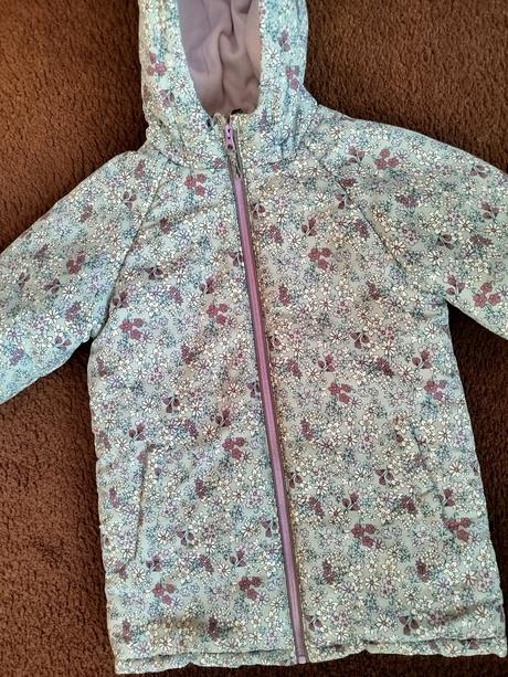 Predám zimný kabát č.128, sinsay,128