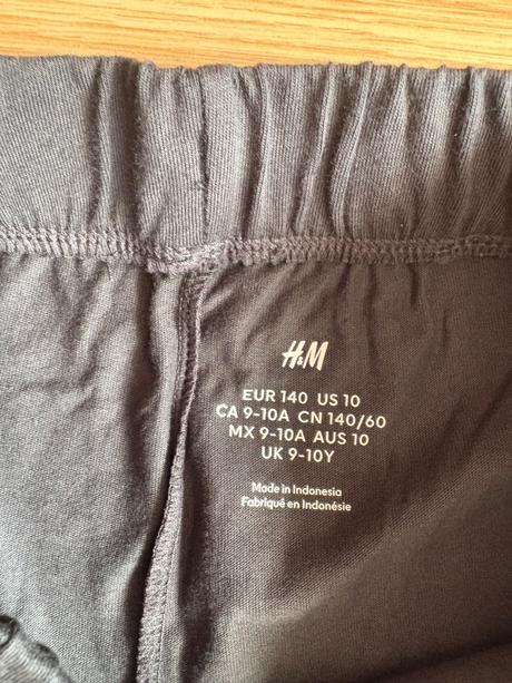 Šortky 140, h&m,140