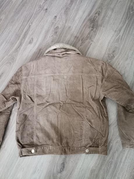 Menčestrova bunda, 152