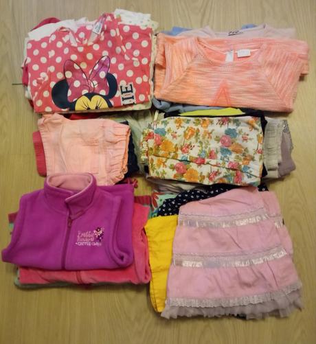 Veľký balík dievčenského oblečenia v. 116, 104–116