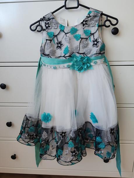 Elegantné šaty, 110