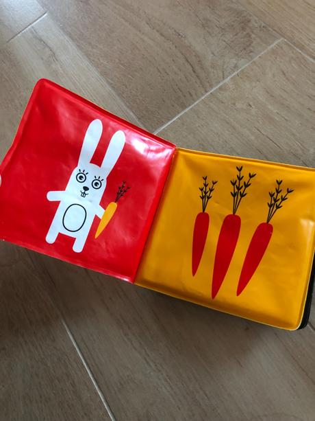 Mäkká pískacia knižka, 