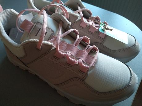 Topánky aj ja turistiku, quechua,38