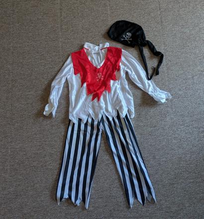 Karnevalová maska pirát,