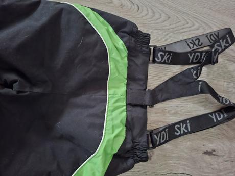 Zimné čierne oteplováky, 104