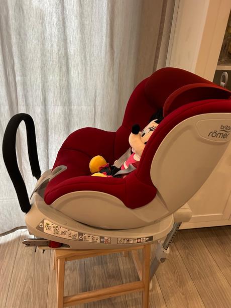 Otočná dualfix romer britax autosedačka, römer