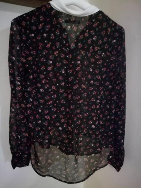 Blúzka kvietkovaná, s
