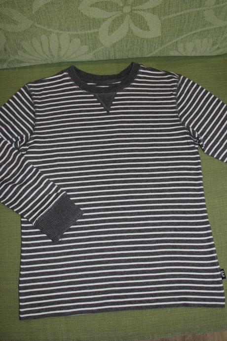 Vynikajúci pulóver, gap,128