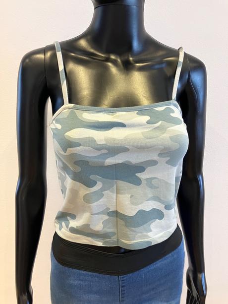 Maskáčové crop top tričko (m), new yorker,m