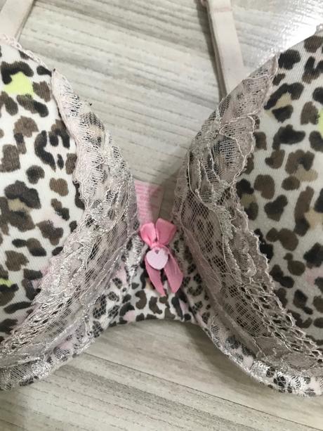 Podprsenka vs, victoria's secret,m