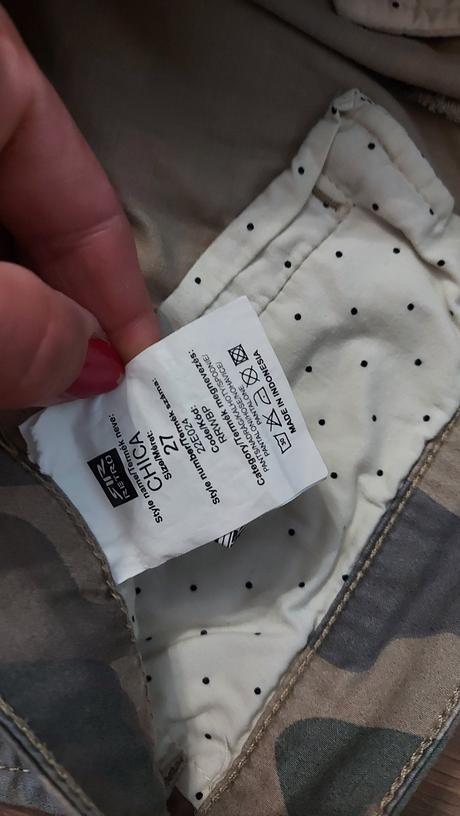 Krasne maskacove nohavice retro jeans, 28