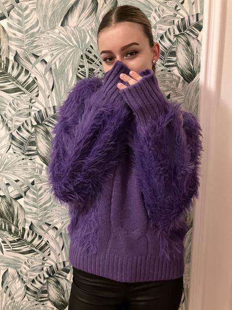 Dámsky huňatý sveter fialový s/m, m / s