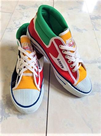 Pestré členkové tenisky, 39