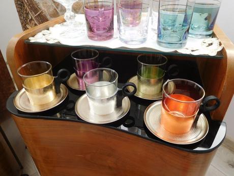 Ferebné kovovo sklenené šáločky varné sklo-5 kusov, 