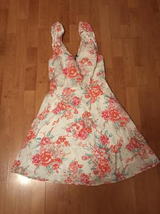 Kvietkované šaty, warehouse,38