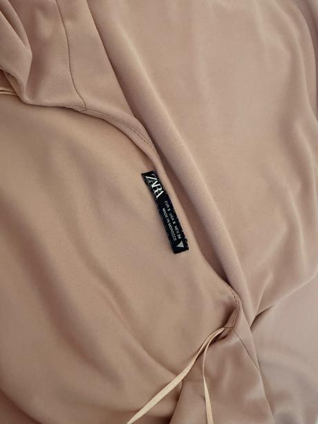 Zara pudrové riasené mini šaty, zara,s