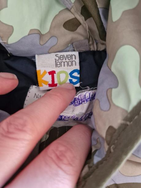 Prechodná bunda, 104