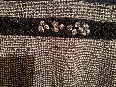 Zaujímavé  vlnené vintage šaty s bolerkom, 38