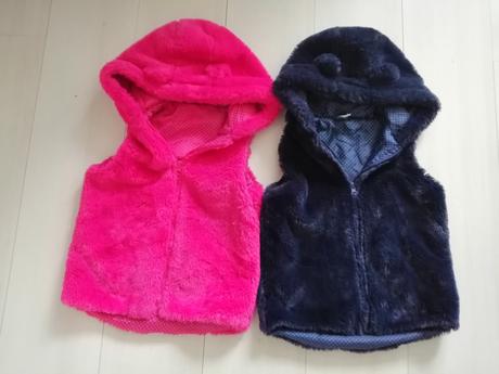 Vesticky 2 ks červené, modra vel 122, 122