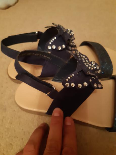 Sandalky, graceland,34