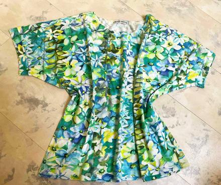 Kvetinkové oversize tričko, xl