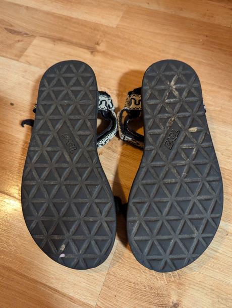 Sandále teva, 37