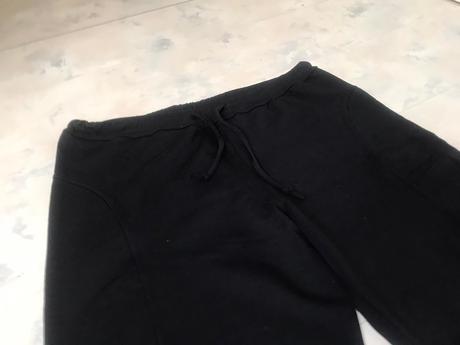 Kvalitné športové tepláky, xl