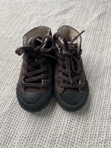Oteplene kožené tenisky, zara,22